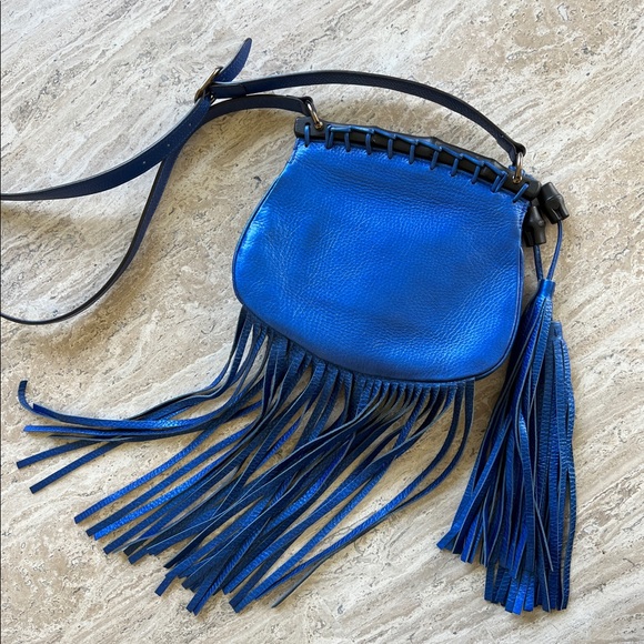 Gucci Nouveau Fringe Blue Pebbled Leather Cross Body Bag - Picture 6 of 8